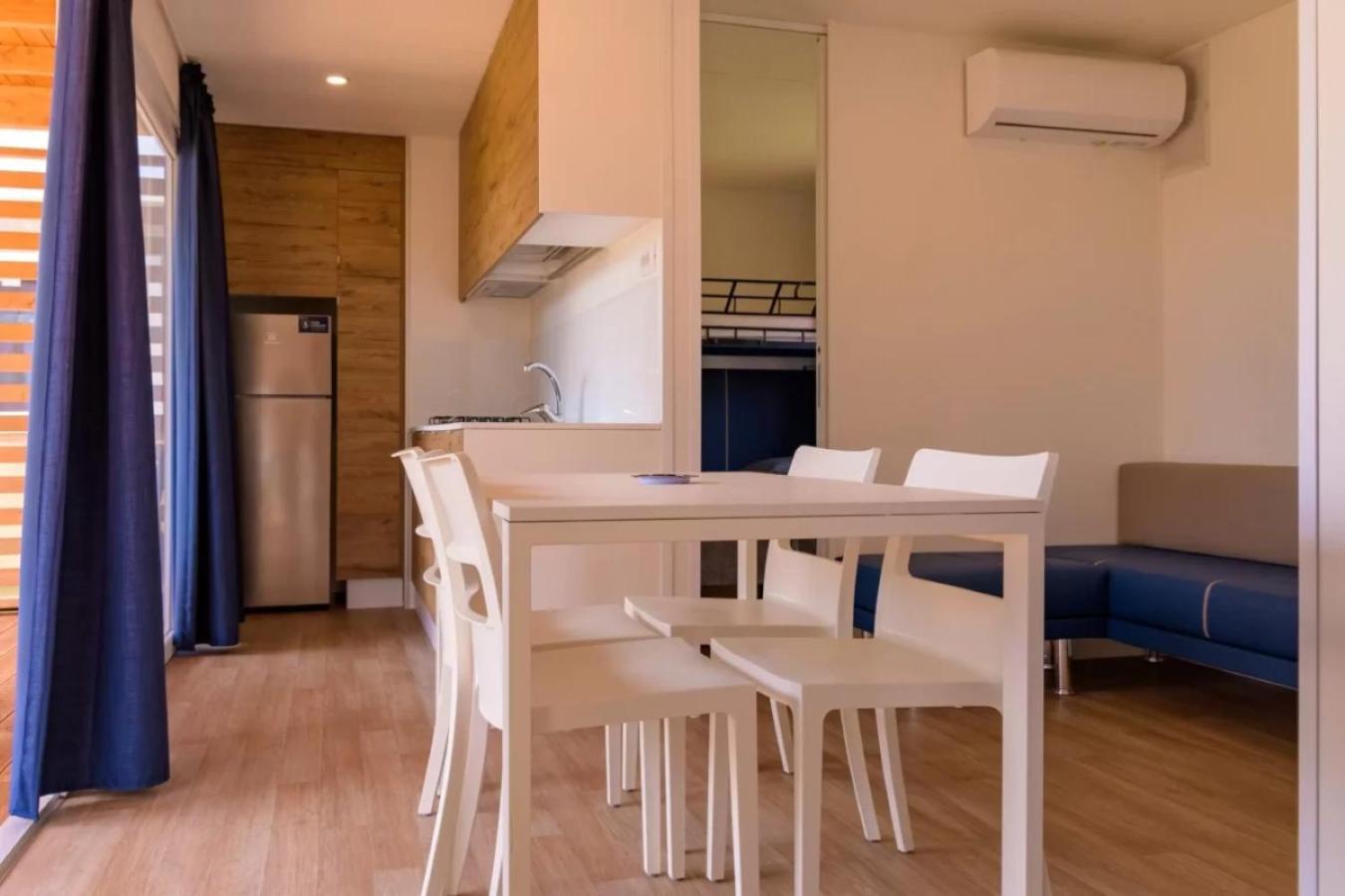 Torre Rinalda Beach Camping & Resort Лечче Номер фото